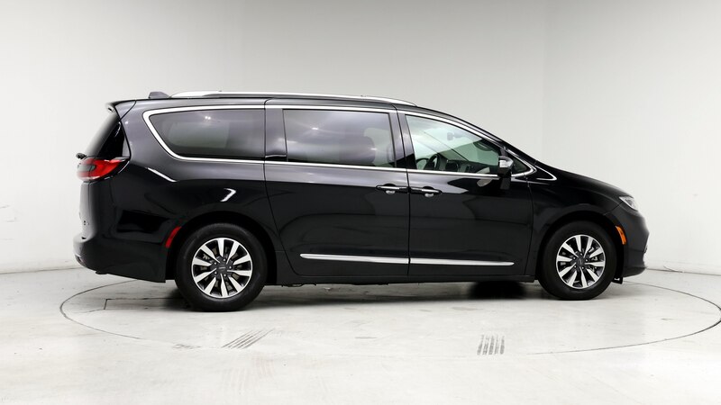 2021 Chrysler Pacifica Hybrid Limited 7