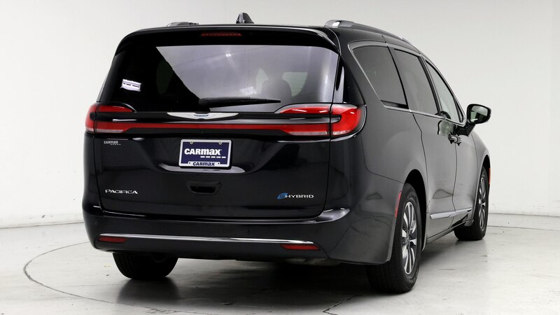 2021 Chrysler Pacifica Hybrid Limited 8