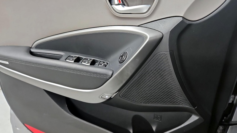 2019 Hyundai Santa Fe XL SE 12