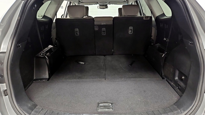 2019 Hyundai Santa Fe XL SE 22