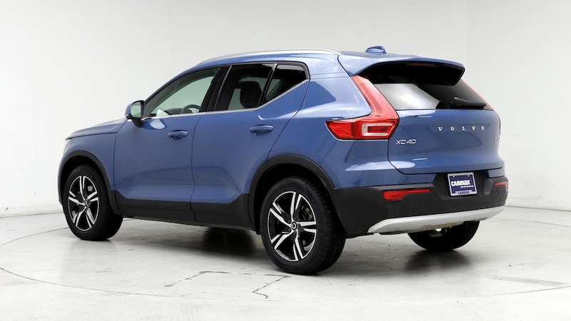 2023 Volvo XC40 B5 Plus 2