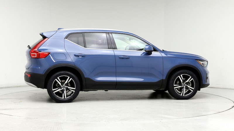 2023 Volvo XC40 B5 Plus 7