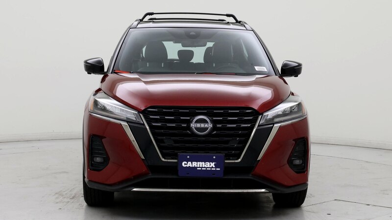 2023 Nissan Kicks SR 5