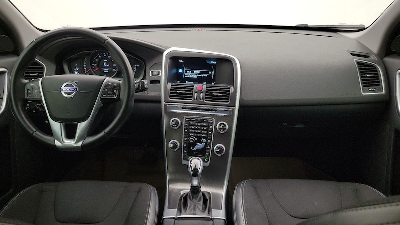 2016 Volvo XC60 T5 9