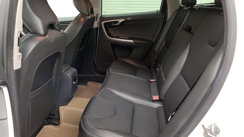 2016 Volvo XC60 T5 19