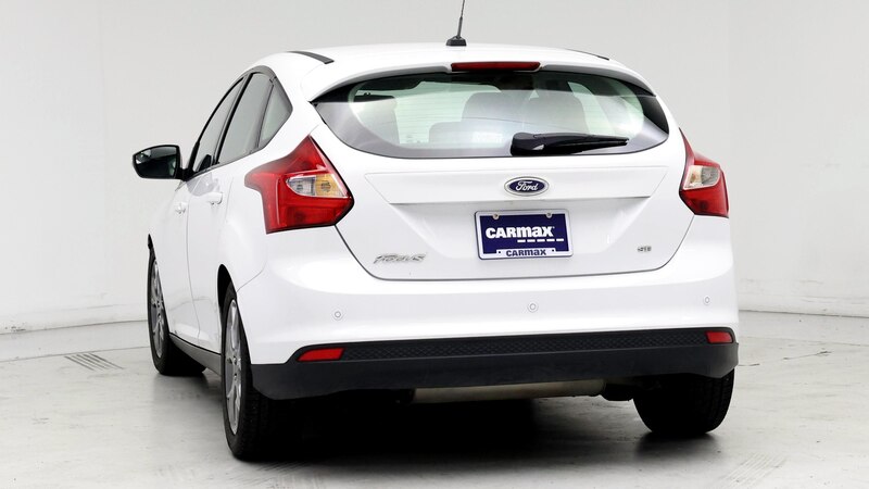 2014 Ford Focus SE 6