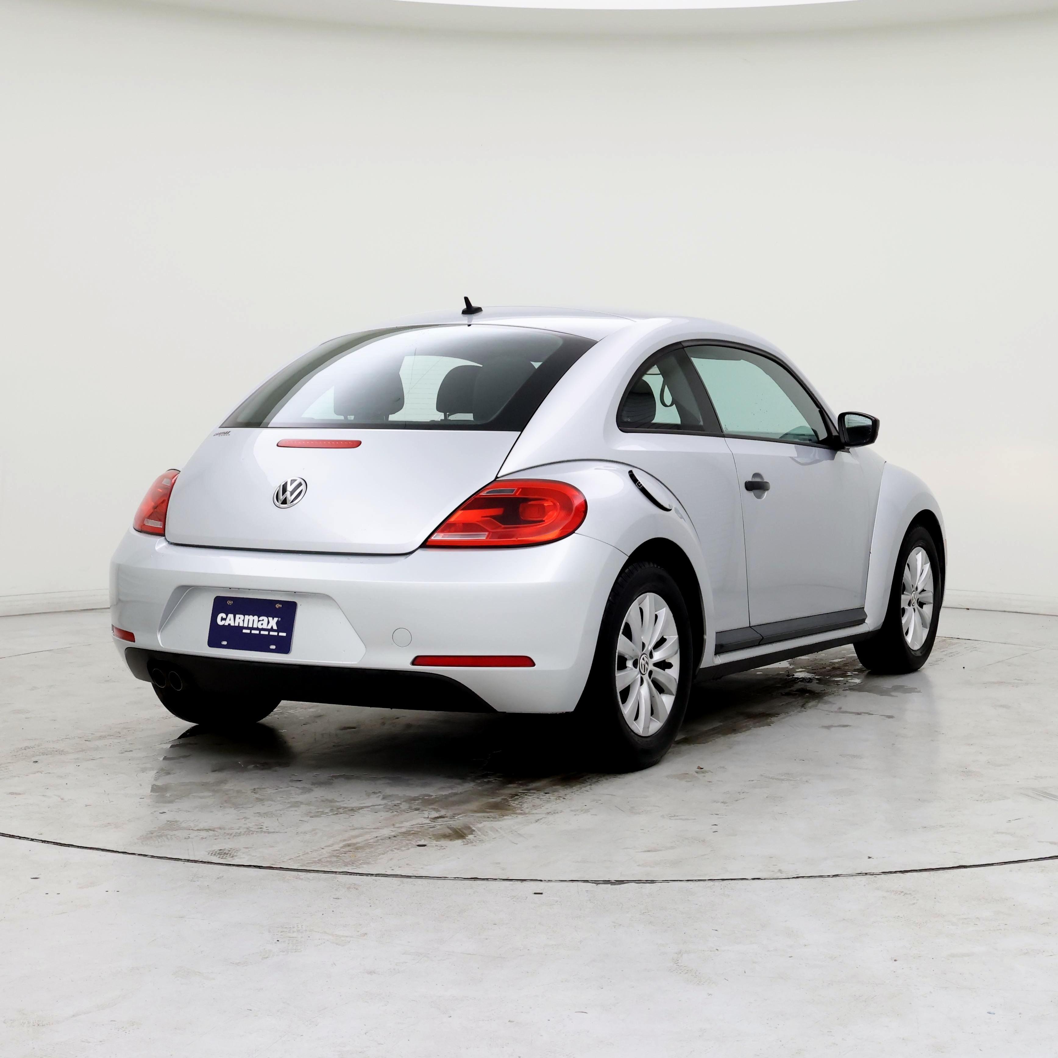 Thumbnail: 2014 Volkswagen Beetle - 8