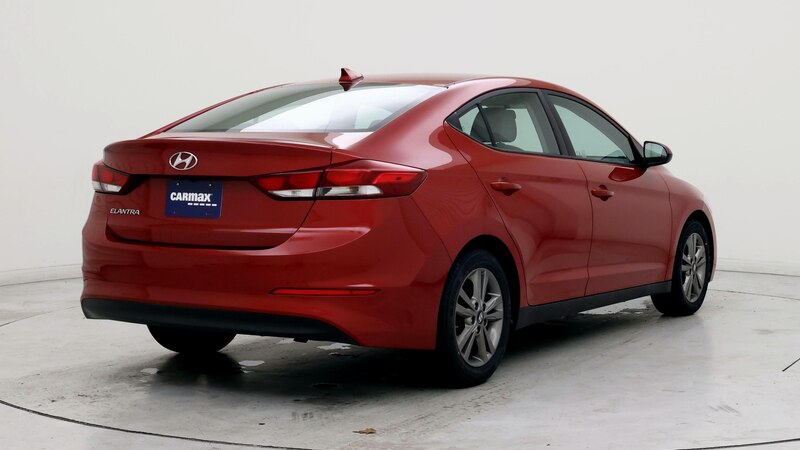 2017 Hyundai Elantra SE 8