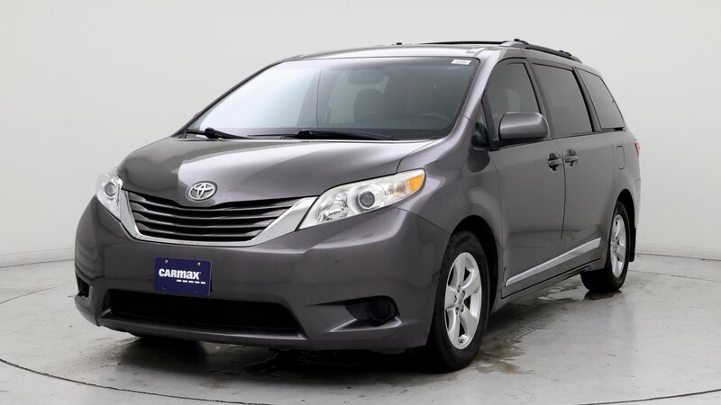 2015 Toyota Sienna LE 4