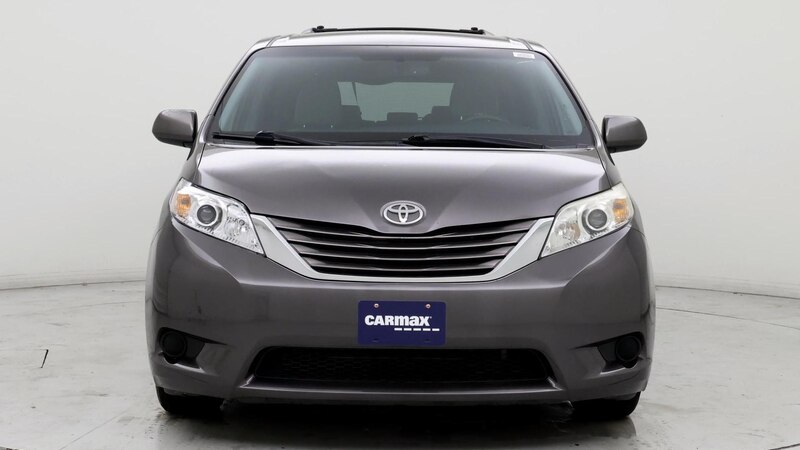 2015 Toyota Sienna LE 5