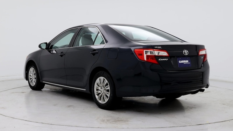 2014 Toyota Camry LE 2