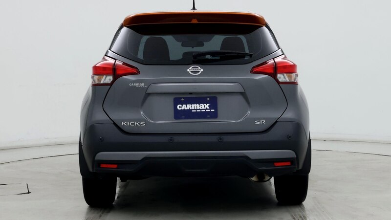 2020 Nissan Kicks SR 6