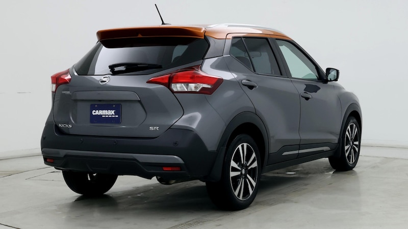 2020 Nissan Kicks SR 8