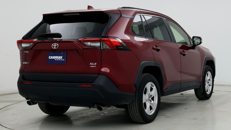 2021 Toyota RAV4 XLE 8