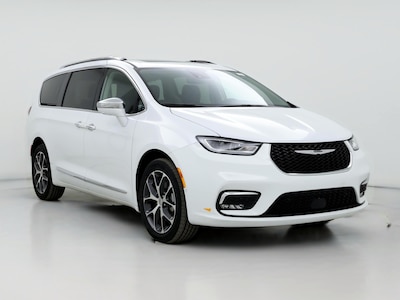 2021 Chrysler Pacifica Limited -
                Columbus, OH