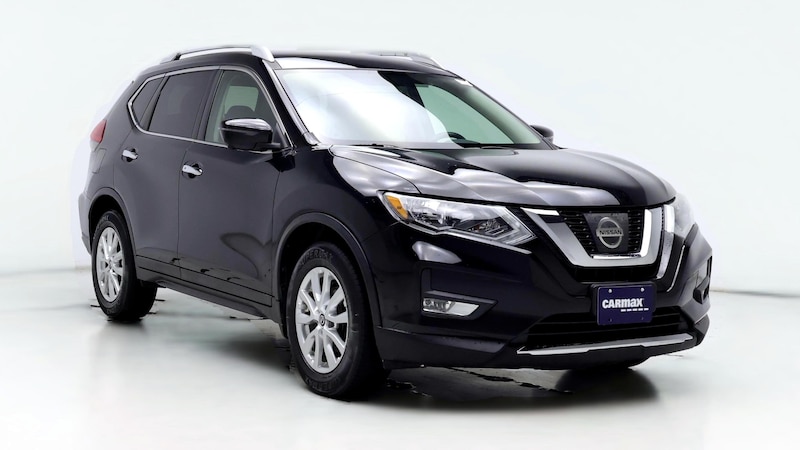 2017 Nissan Rogue SV Hero Image