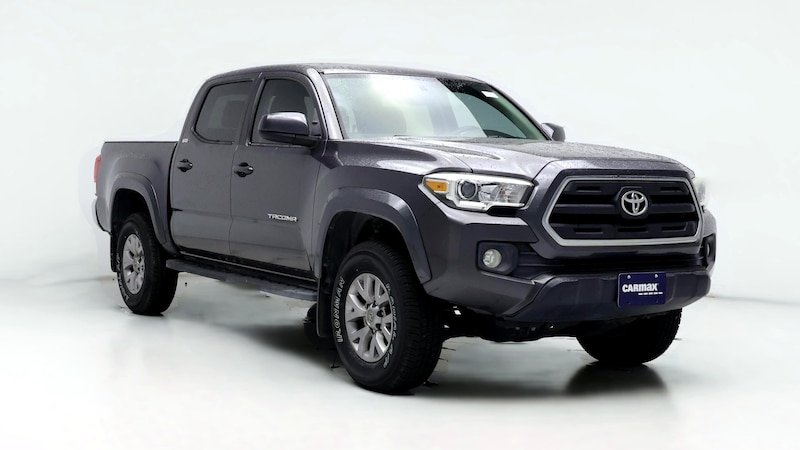 2017 Toyota Tacoma SR5 Hero Image