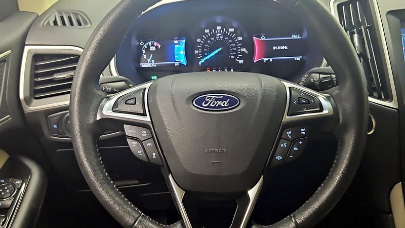 2019 Ford Edge SEL 10