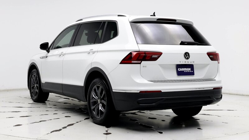 2022 Volkswagen Tiguan SE 2