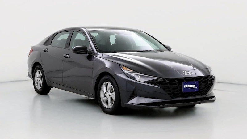 2021 Hyundai Elantra SE Hero Image