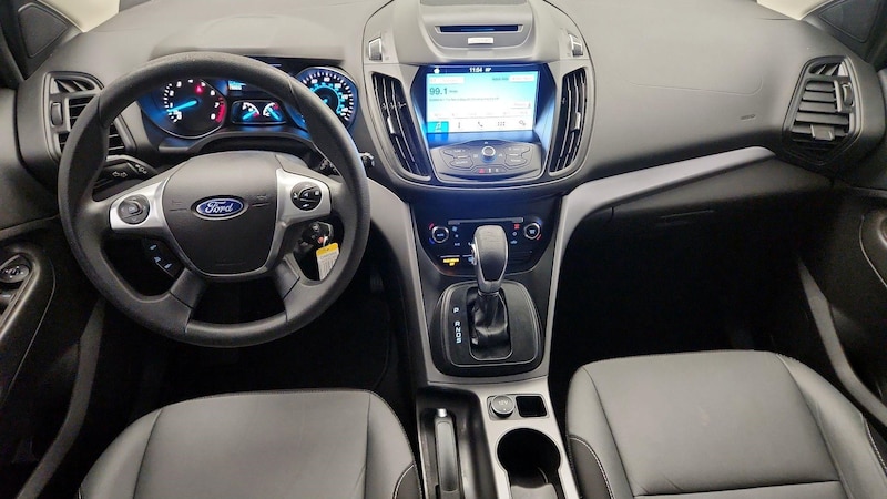 2016 Ford Escape SE 9