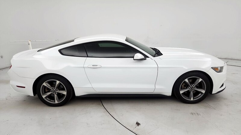 2015 Ford Mustang  4