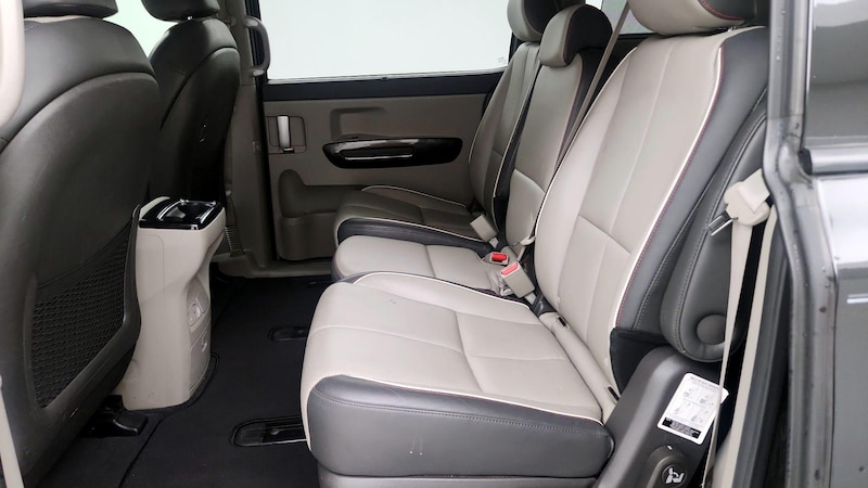 2016 Kia Sedona EX 17