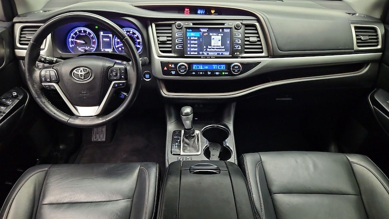 2019 Toyota Highlander XLE 9