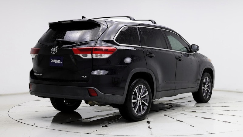 2019 Toyota Highlander XLE 8