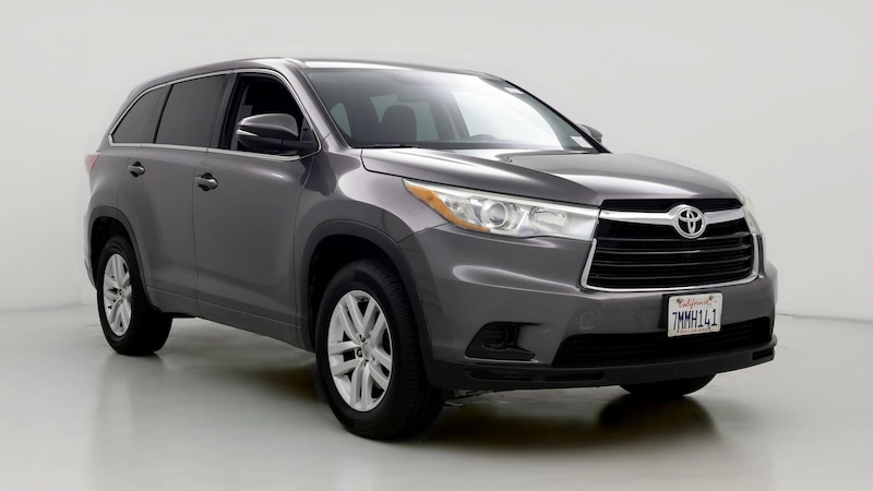 2015 Toyota Highlander LE Hero Image