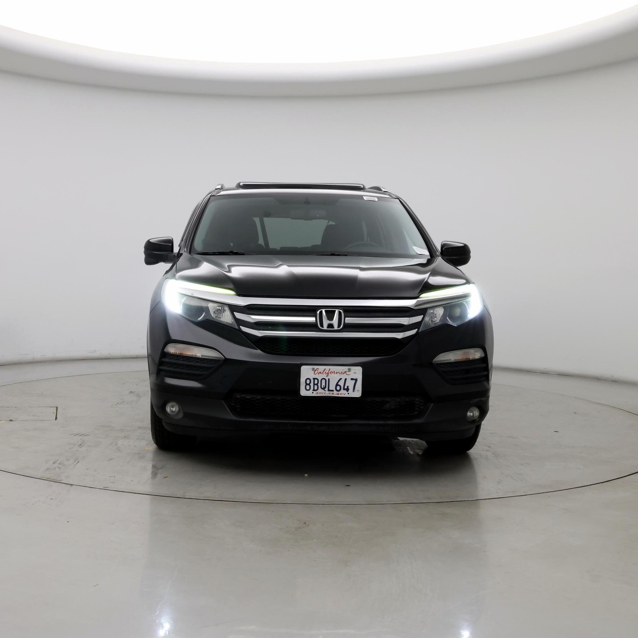 Thumbnail: 2017 Honda Pilot - 5