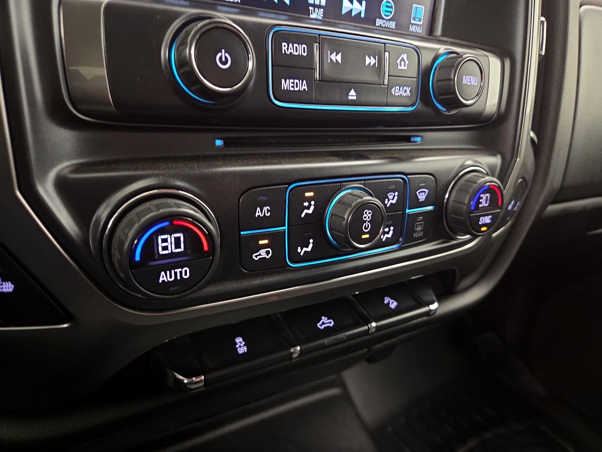 Thumbnail: 2017 Chevrolet Silverado 1500 - 16