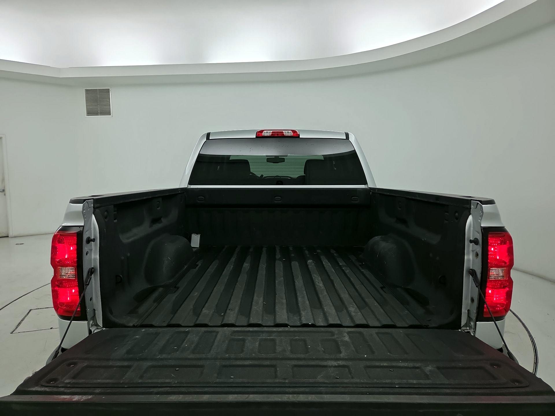 Thumbnail: 2017 Chevrolet Silverado 1500 - 20