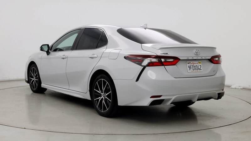 2023 Toyota Camry SE 2