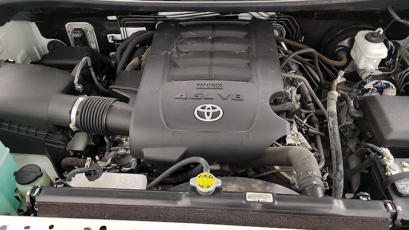 2015 Toyota Tundra SR 21