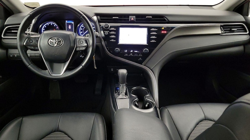 2019 Toyota Camry SE 9