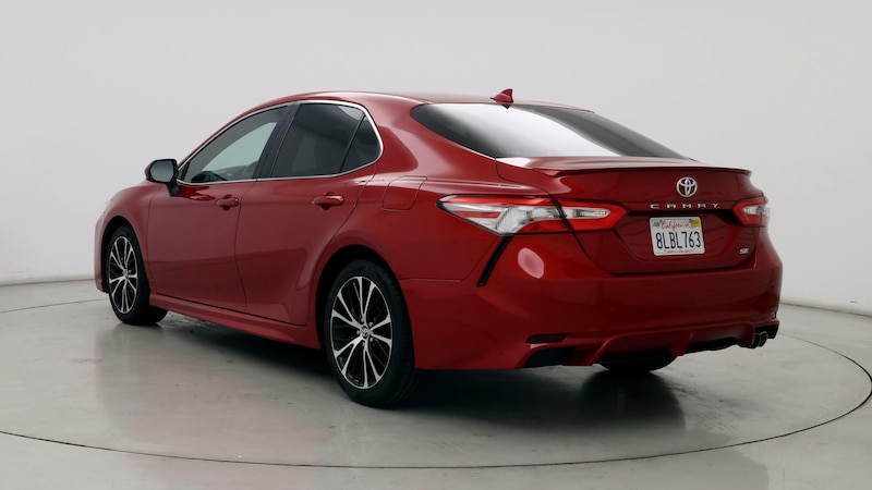 2019 Toyota Camry SE 2