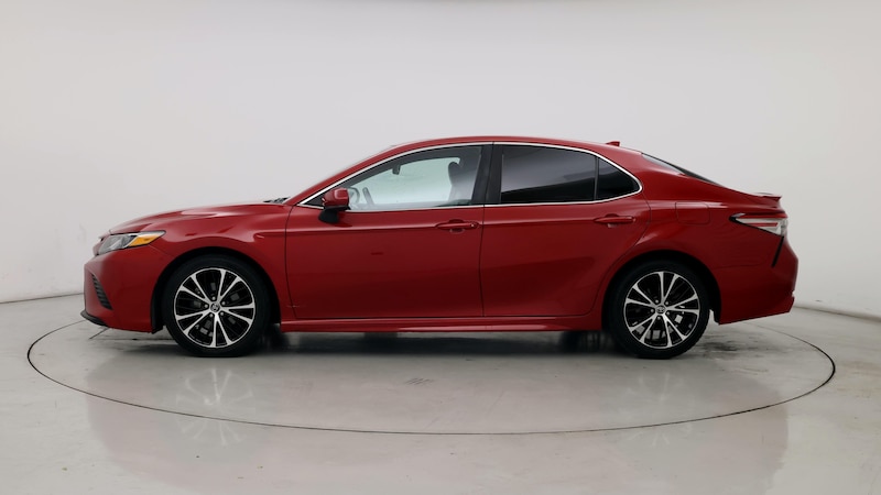 2019 Toyota Camry SE 3