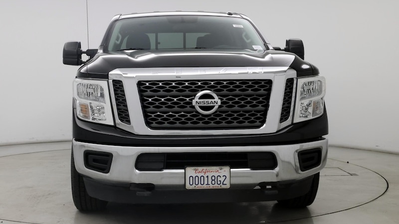 2017 Nissan Titan SV 5
