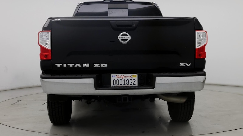 2017 Nissan Titan SV 6