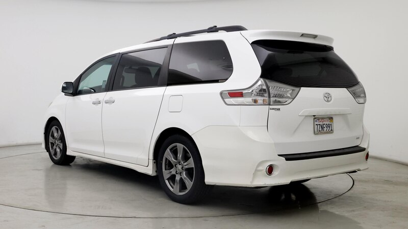 2017 Toyota Sienna SE 2