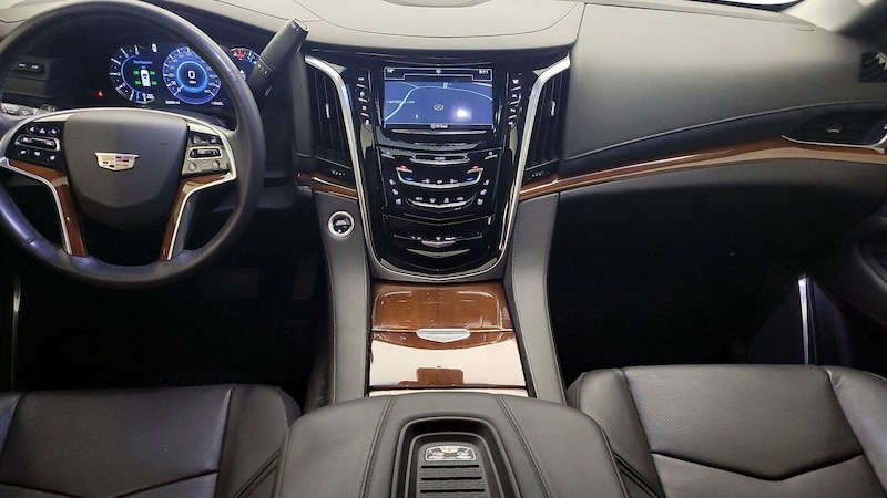 2019 Cadillac Escalade Luxury 9