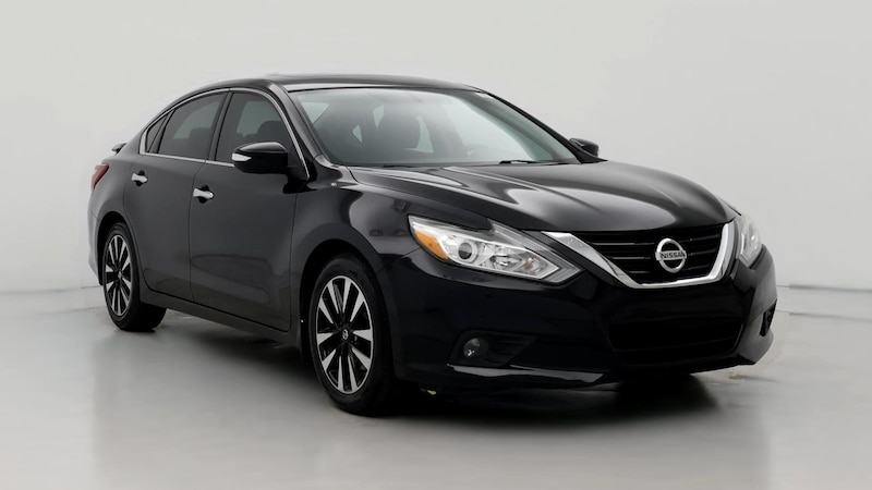 2018 Nissan Altima SV Hero Image