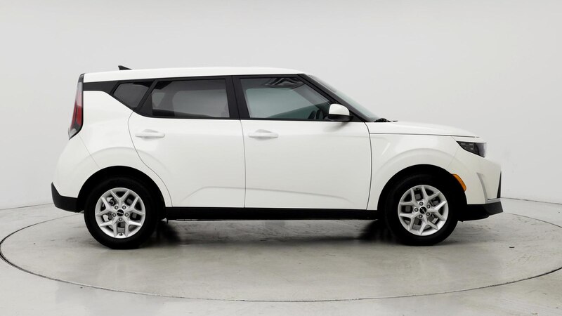 2023 Kia Soul LX 7