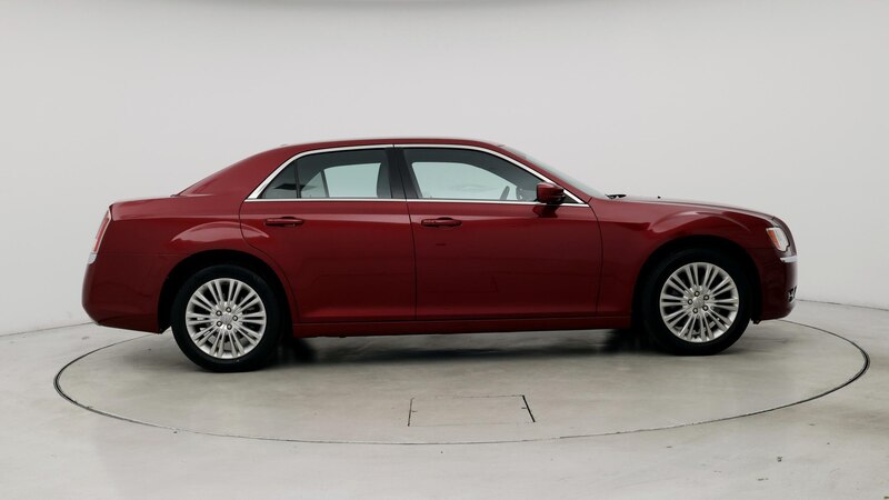 2014 Chrysler 300  7