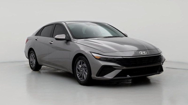 2024 Hyundai Elantra SEL Hero Image