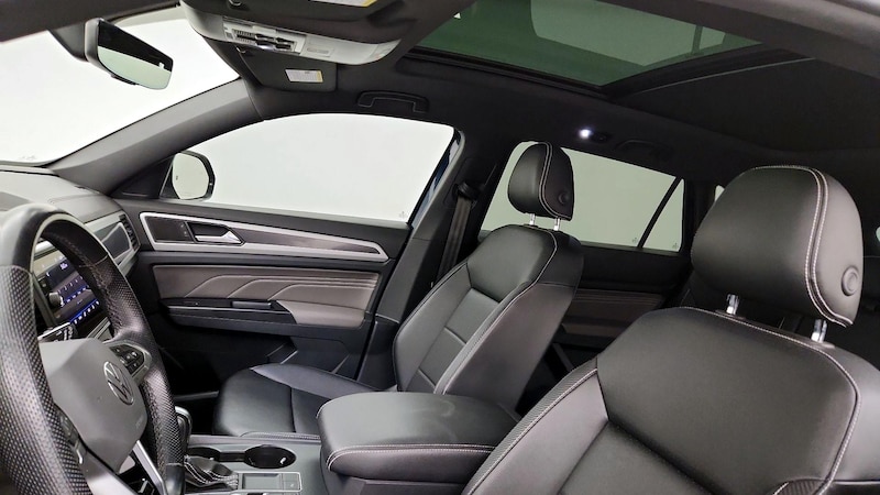 2021 Volkswagen Atlas SE 19
