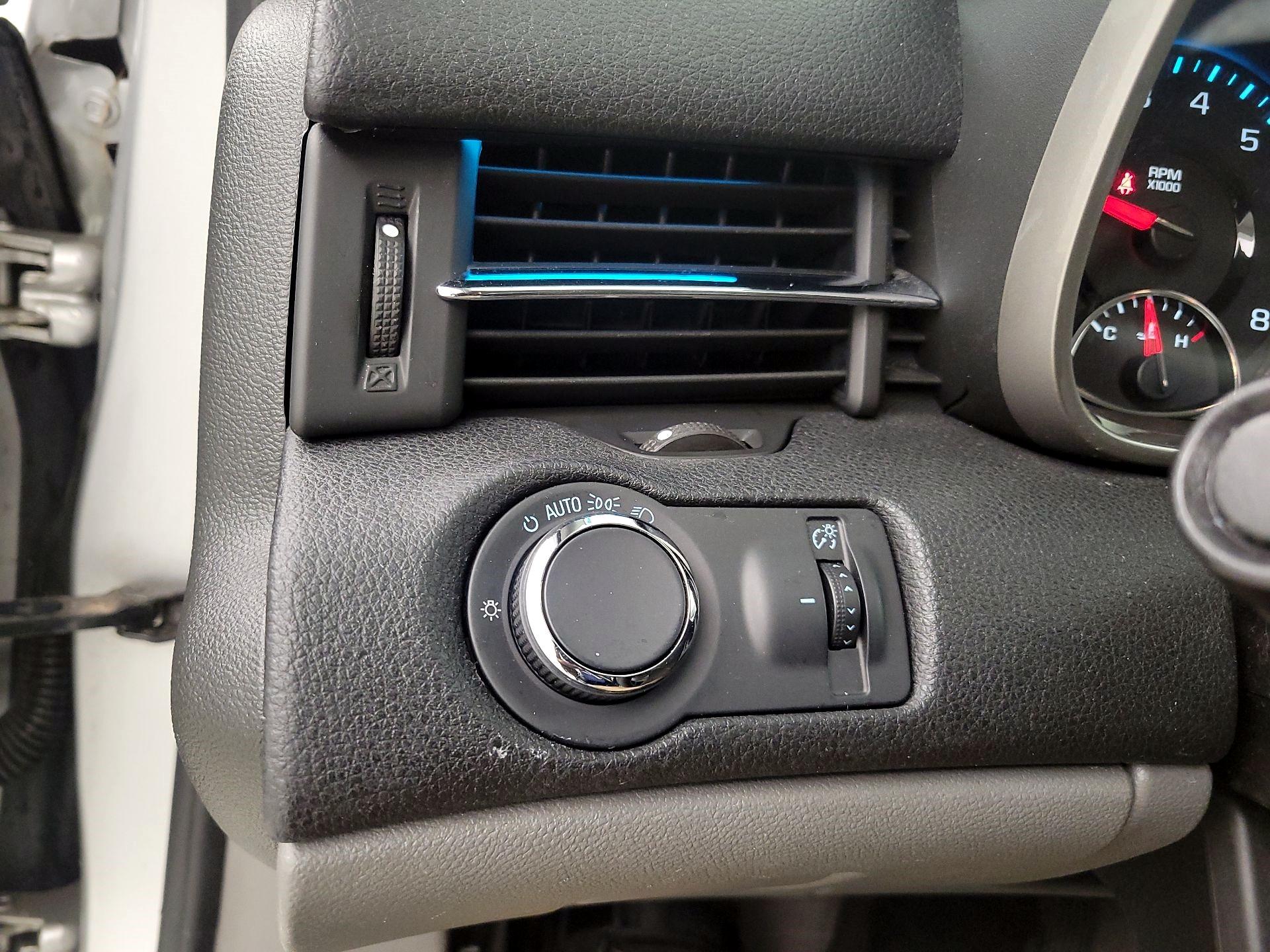 Thumbnail: 2015 Chevrolet Malibu - 13