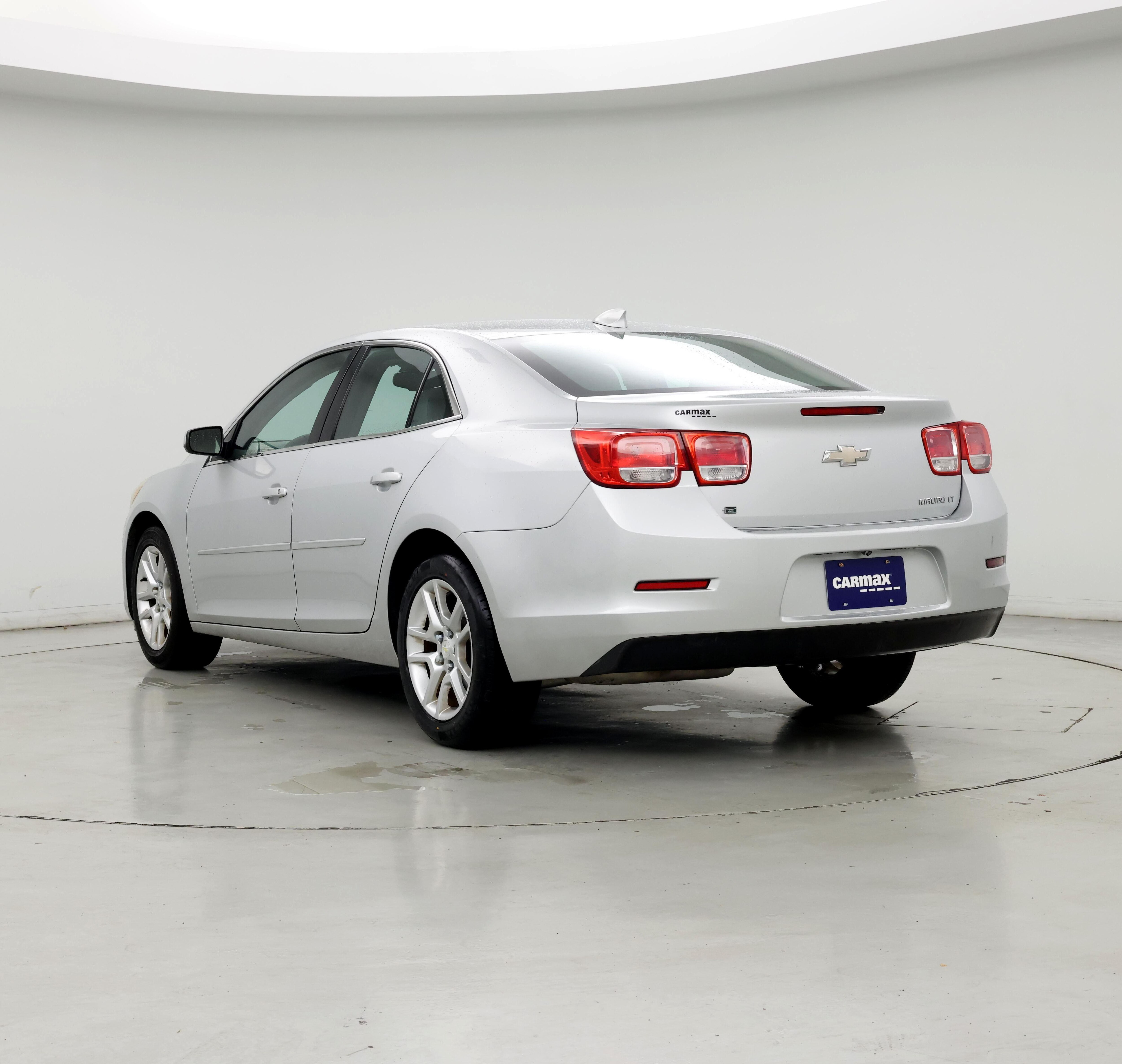 Thumbnail: 2015 Chevrolet Malibu - 2