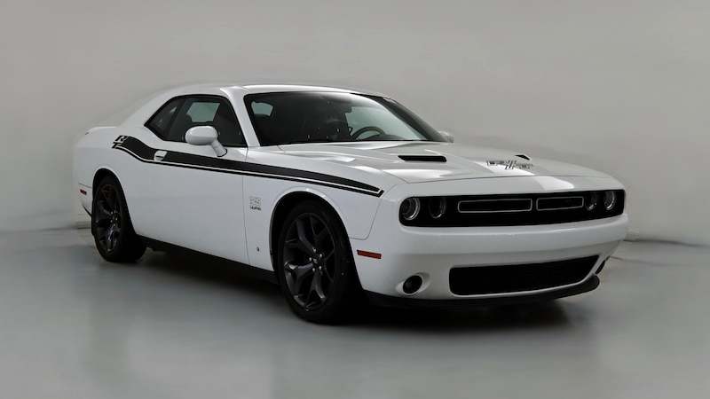 2017 Dodge Challenger R/T Hero Image